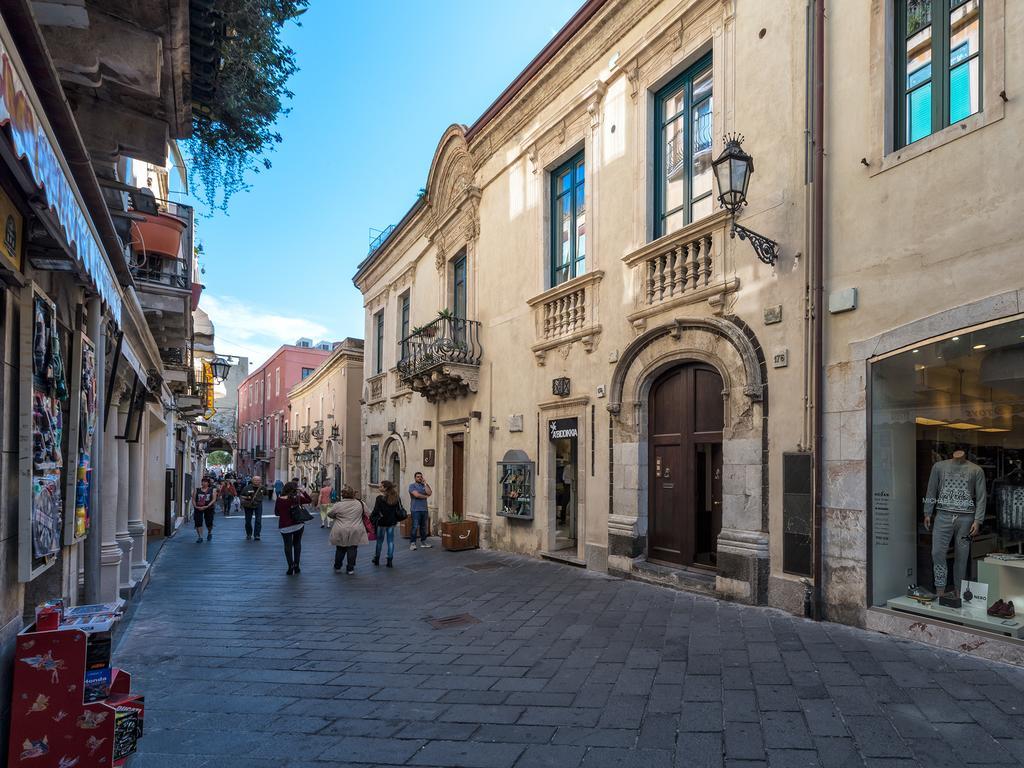 Varo Apartment Taormina Exterior photo